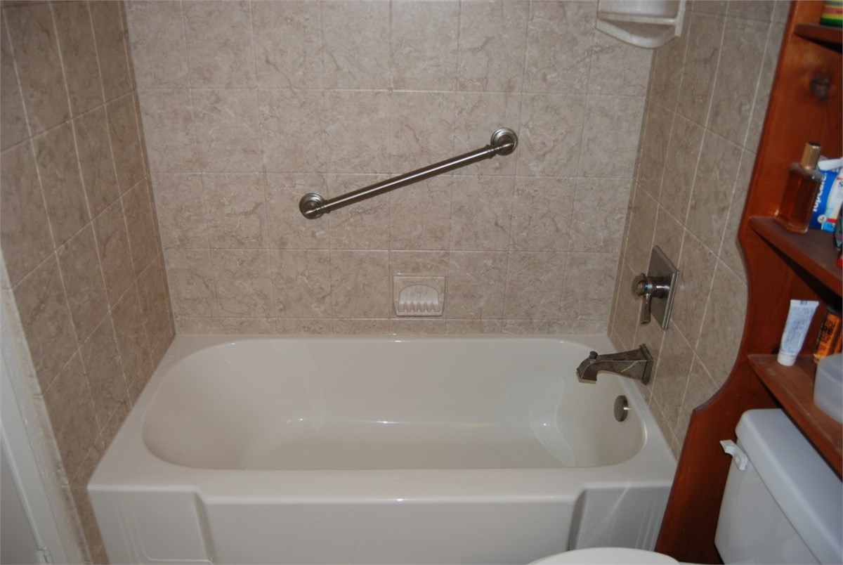 ee4d642a-80f7-4e43-b50d-0bd44424a3e0